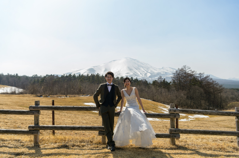 2025年内撮影｜新婦衣装グレードアップ差額半額【チャペル× ロケーション】選べるドレス×タキシード、ヘアメイク、データ150枚