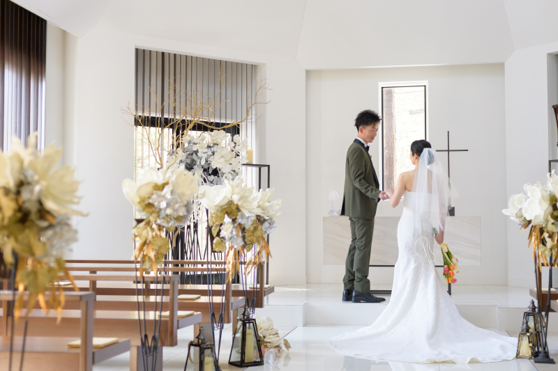 2025年内撮影｜新婦衣装グレードアップ差額半額【チャペル× ロケーション】選べるドレス×タキシード、ヘアメイク、データ150枚