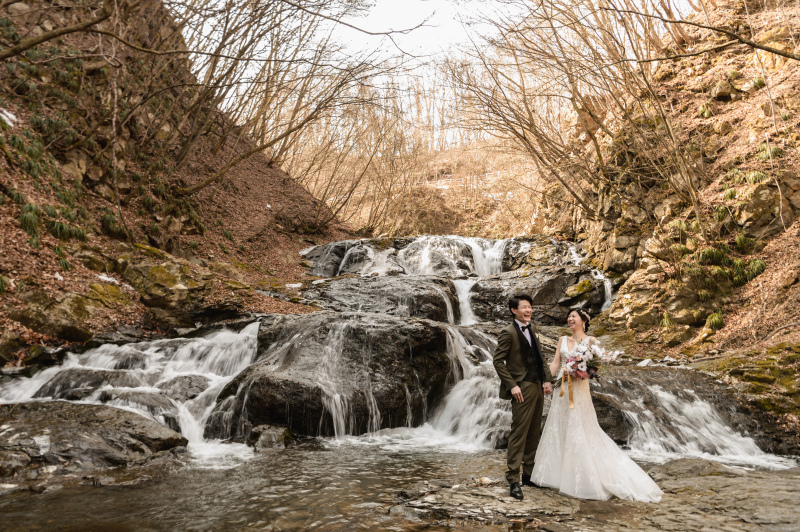 2025年内撮影｜新婦衣装グレードアップ差額半額【ロケーションフォト】選べるドレス×タキシード、ヘアメイク、移動費、申請費込み