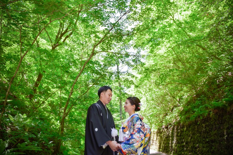【白糸の滝撮影プラン】上質色打掛×袴【レタッチ済100枚以上全データ付き】