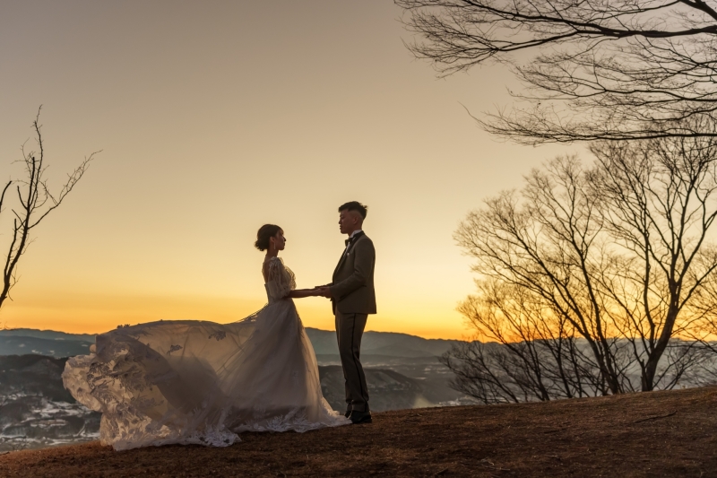 2025年内撮影｜新婦衣装グレードアップ差額半額【ロケーションフォト】選べるドレス×タキシード、ヘアメイク、移動費、申請費込み