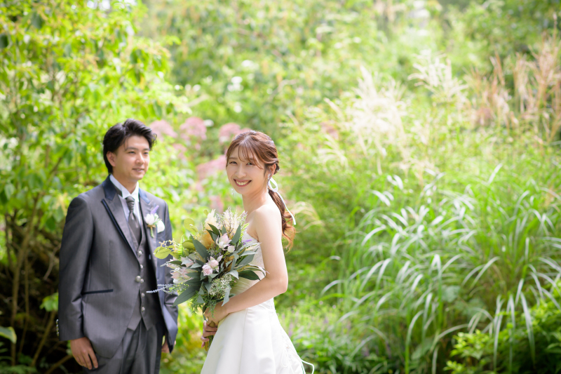 ※お申込みの方へ衣装の特典有り※【ロケーション撮影】選べるドレス&times;タキシード、ヘアメイク、データ100枚