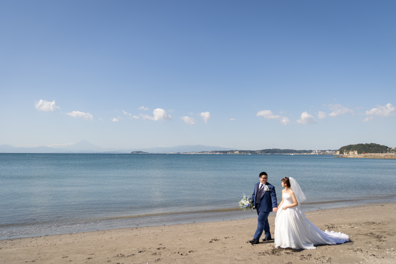 潮風に揺れる上品な佇まい