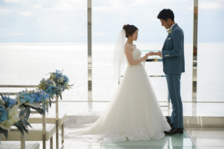 洋装×ロケ&館内撮影