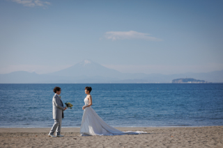 洋装&times;チャペル、ロケーション