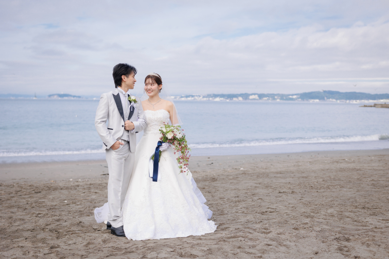 海辺で交わす最初の微笑み