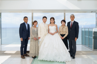 洋装×チャペル、館内ロケーション