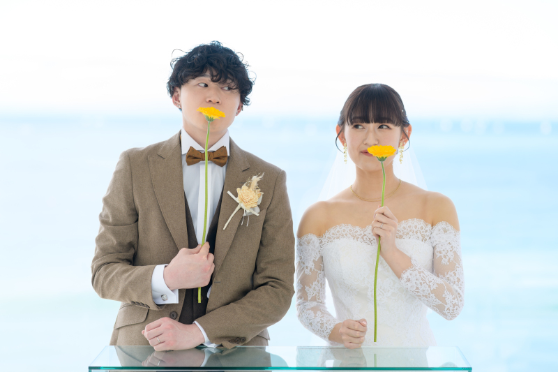 お花を使ったポーズ