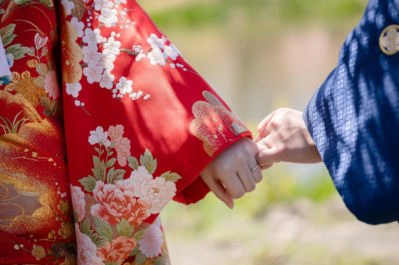 おふたりの手元