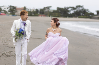 カラードレス×森戸海岸