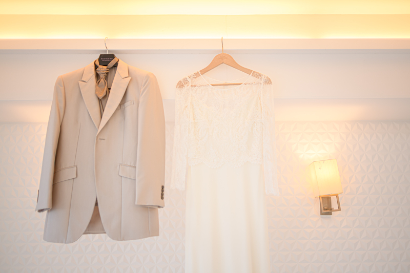 ドレス&タキシード