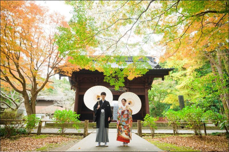 紅葉に包まれて