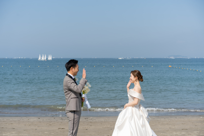 海辺で迎えるファーストミートの瞬間