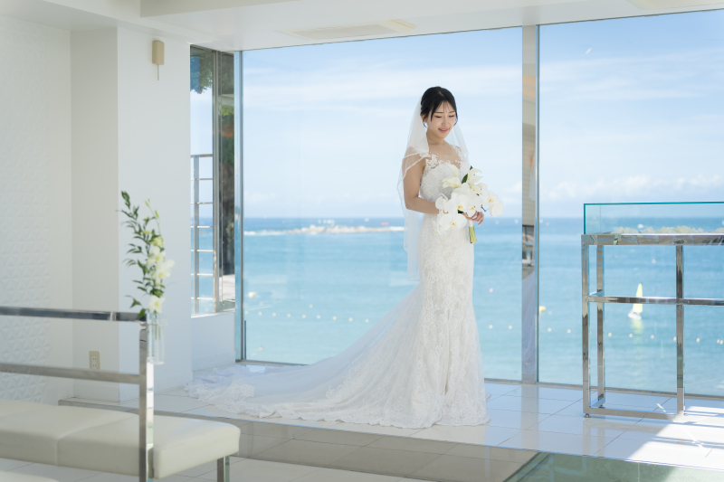 新婦の凛とした美しい佇まい