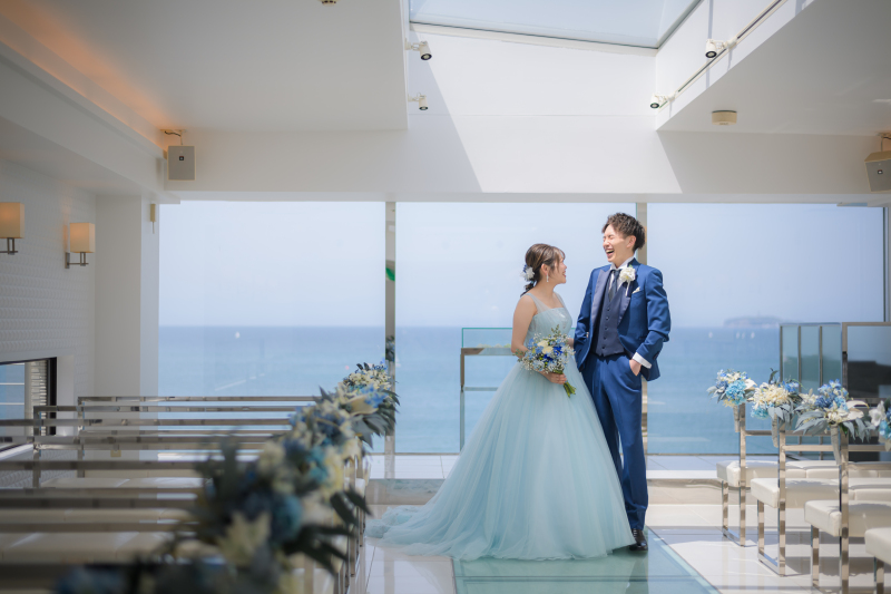 カラードレス×SCAPES THE SUITE 、森戸海岸