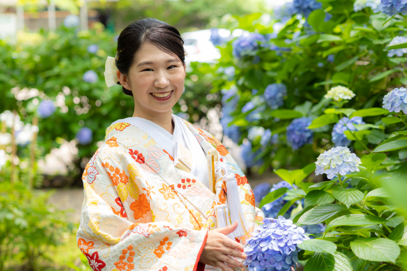 STYLE+横浜・葉山_色打掛・着物が豊富