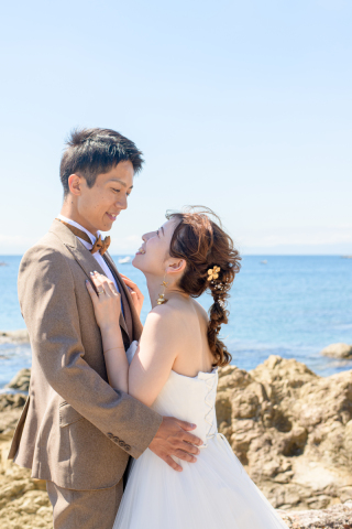 STYLE＋横浜・葉山_岩礁×海岸ロケーション（一色海岸）