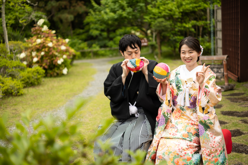 【和洋装ロケーションフォト】洋装&和装1着ずつ,ヘアメイク,データ150枚,移動費,撮影申請費込
