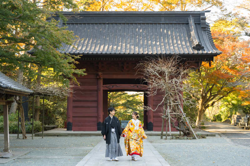 【妙本寺撮影プラン】白無垢or色打掛×紋付&衣裳小物レンタル,ヘアメイク&アテンド,データ100カット◆移動費・撮影申請費込