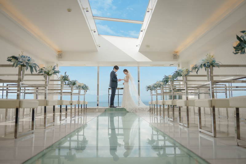 《2026年3月までの撮影限定｜選べる特典有》【チャペル&森戸海岸撮影プラン】ドレス&times;タキシード・美容アテンド・データ150枚