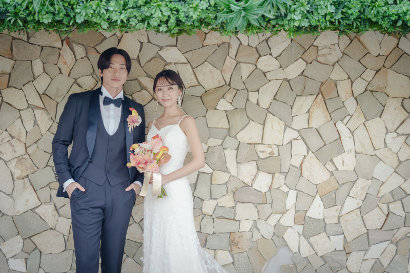 《2026年3月までの撮影限定選べる特典有》【海が一面に広がるチャペル撮影】上質ドレス&times;タキシード・美容アテンド・データ100枚