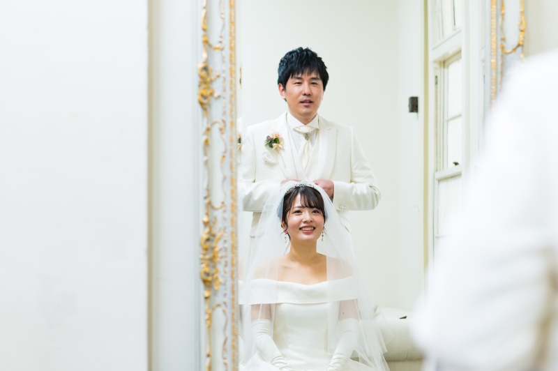 鏡越しに、、、