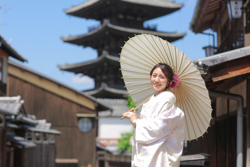 ヴォヤージュ ドゥ ルミエール京都七条迎賓館_庭園で撮影できる