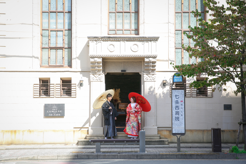 ヴォヤージュ ドゥ ルミエール京都七条迎賓館_事前来店なしで撮影できる