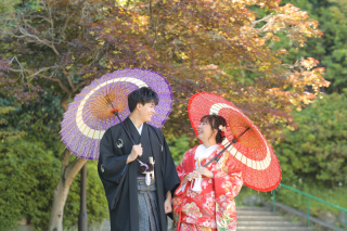 おふたりの日記念の日。振り返った時に蘇るのは、「はじける」笑顔の記憶。何度も見返したくなるおふたりの自然な表情を引き出します☆