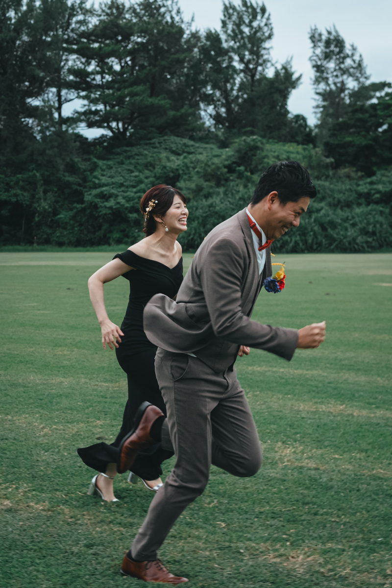 芝生でかけっこ！