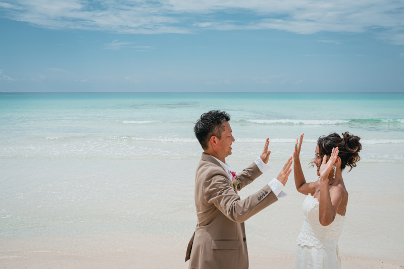 ビーチで対決!?