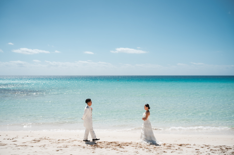 リングボックスを手にして