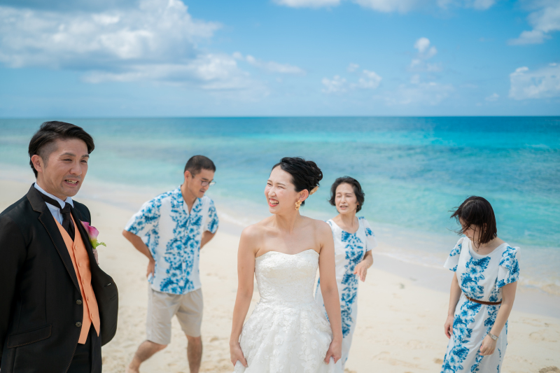 手を繋ぐなんて何年振り！？笑