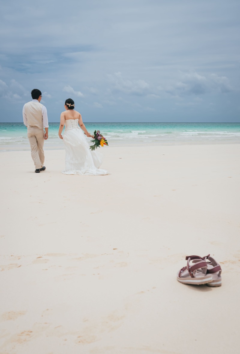 サンダルを置いて