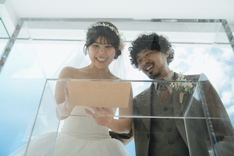 スタジオブルーオリジナル証明書にご署名のシーン！