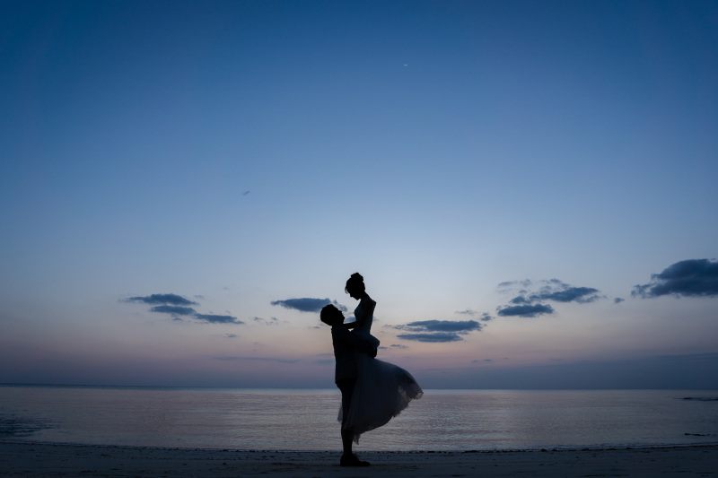 幻想的な空でシルエットショット♡