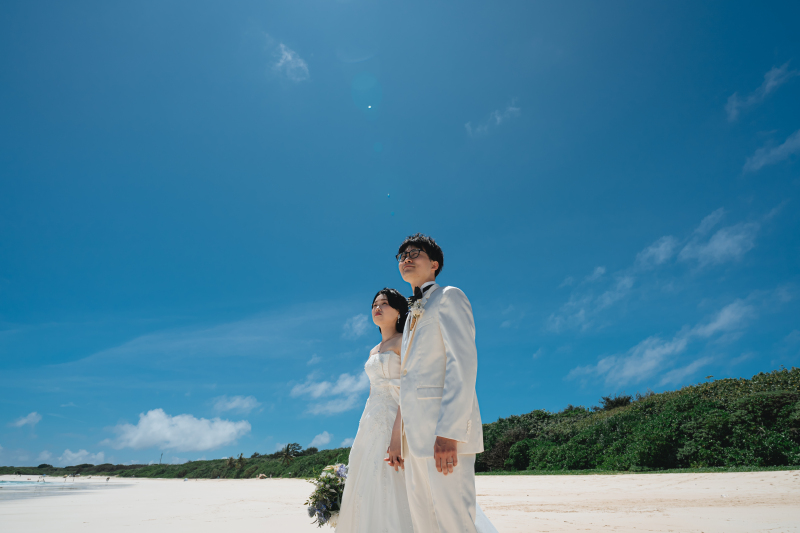 澄み渡る青空と海で撮影スタート