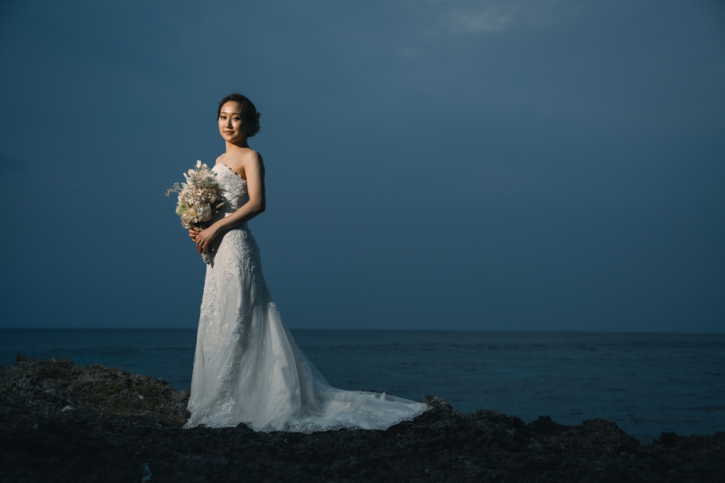 暗めのトーンを演出