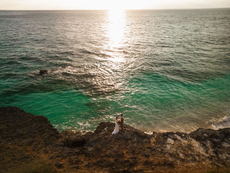 ビーチ以外のスポットでもドローン撮影付♪