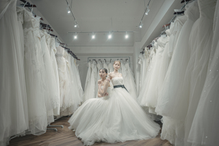 挙式使用の本格派ドレスが勢揃い！