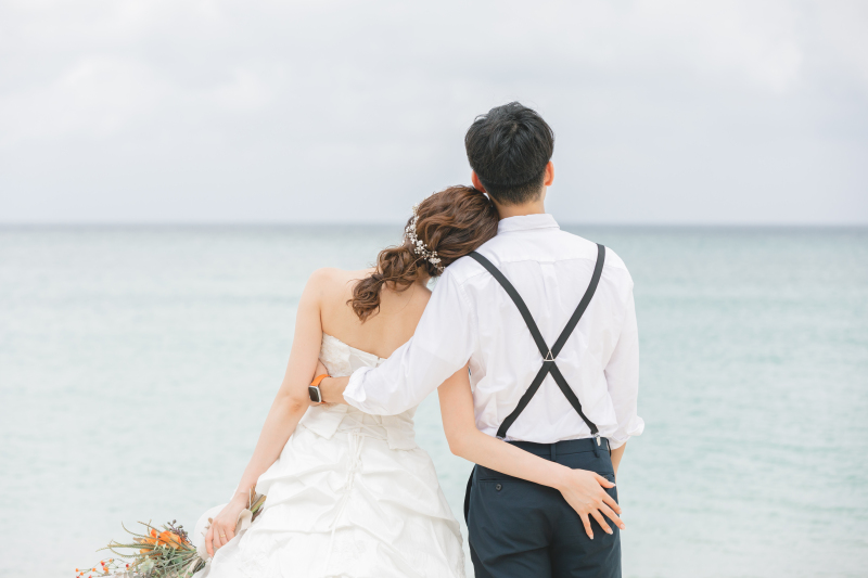 自然なポージングをフォトグラファーもアシスト♪