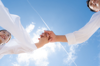 一体どうやって撮っているのだろう？と気になるカット！プロフェッショナルさを感じます♡