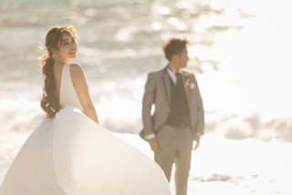 定番のポージングだけではなく、動きやライブ感のあるリアルさを感じさせる撮影が得意。自由でエモーショナルな雰囲気が伝わってくるような作品。いつかこの写真を見返した時に、心がほっこりしてもらえたら嬉しい。