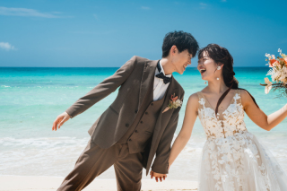 ビーチで2着！&ドローン動画付【春SP】ビーチフォト｜2着目ドレス無料+メイク込<全データ納品+動画>雨天保証※土日追加無料