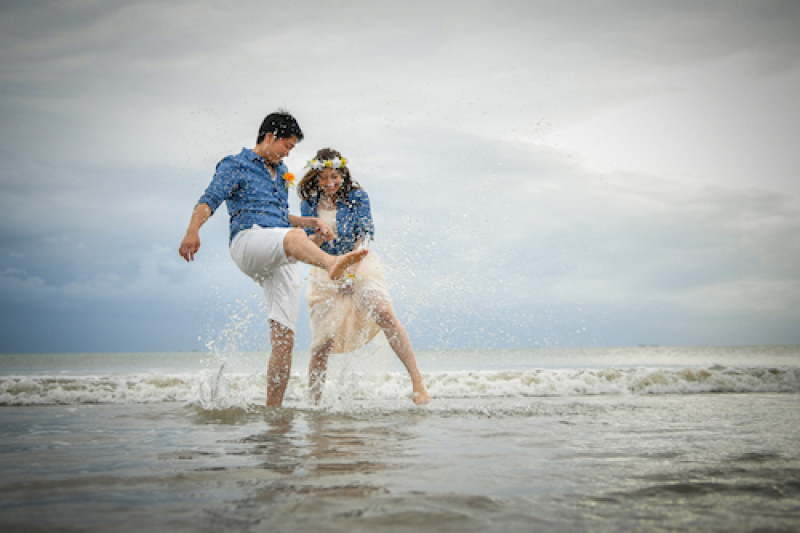 [私服カジュアルプラン]お手軽＆リーズナブル！旅の記念にもぴったり♪ 私服青空ビーチフォト