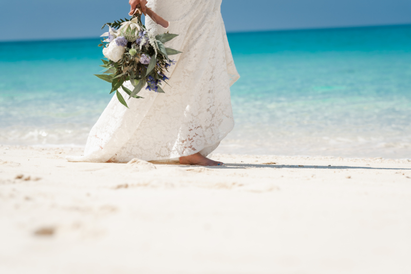 ★キャンペーン♪★【青空ビーチフォト】《ドローン写真&動画付》衣裳+メイク+ブーケ全てコミ!