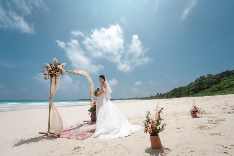 ☆アルバム付☆【感動のビーチウエディングフォト】《ドローン写真&動画付》ドレス・ヘアメイク・ブーケ全てコミ!<贅沢90分撮影>