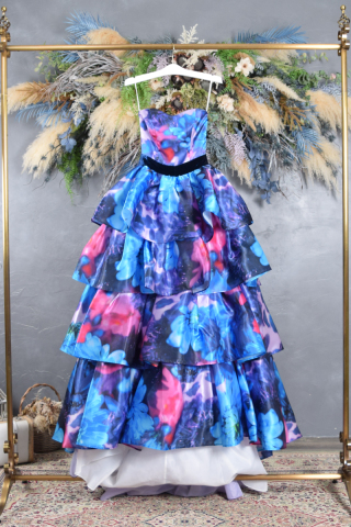 101MN-0072_ガール