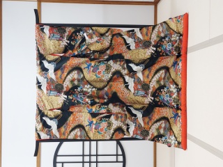 E109/色打掛_黒金