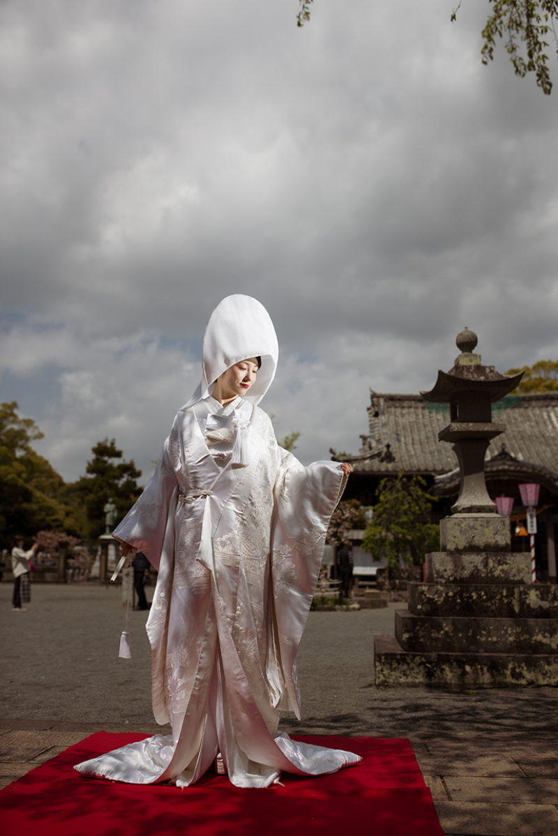 凛とした白無垢姿